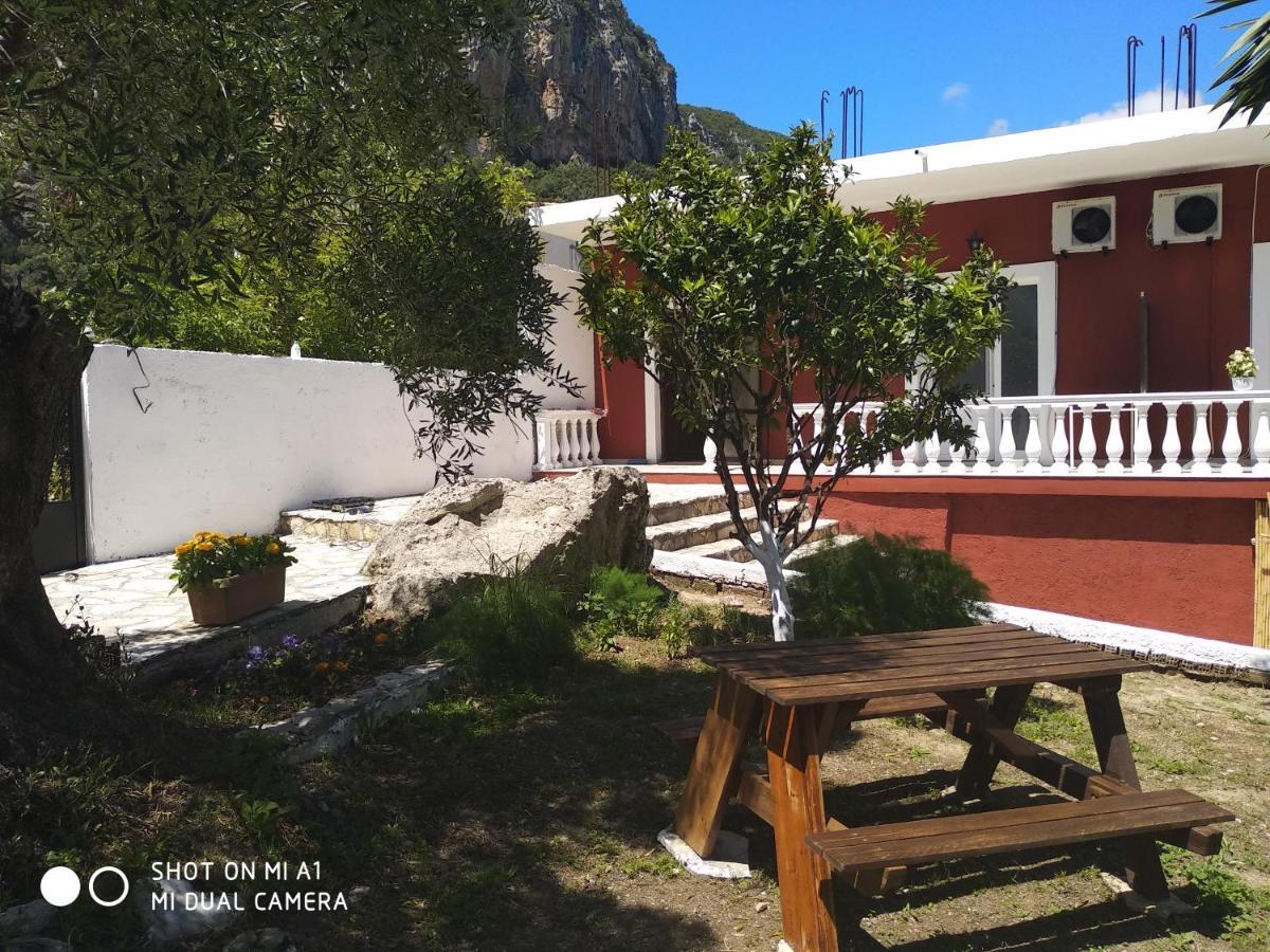 Paleokastritsa Studios - Sun'S Gift Spiros Экстерьер фото